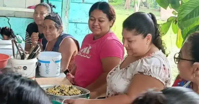 El florecer de las mujeres Yokot’an en Centro