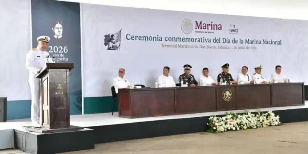 Javier May encabeza el día de la Marina en Tabasco