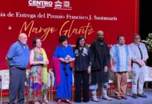 Reconocen trayectoria de Margo Glantz con el Premio “Francisco J. Santamaría”