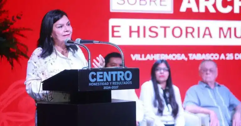 reconocen avances de centro en preservación documental