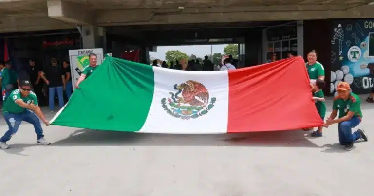 Tabasco se fundió en un solo corazón en el arranque del Mundial