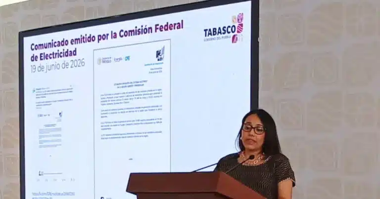 tromba y falla general dejan sin luz a más de 33 mil usuarios