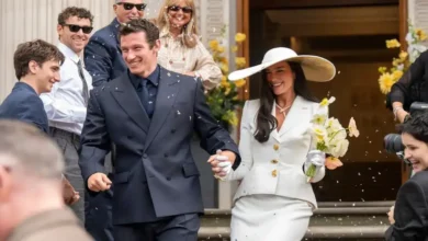 dua lipa y callum turner celebran su boda con un estilo inspirado en el glamour vintage