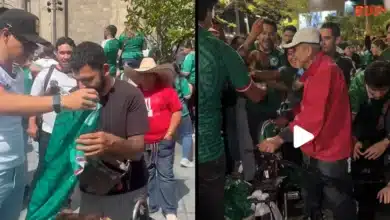 Aficionados de México se solidarizan con vendedores ambulantes (Fotos de redes sociales)