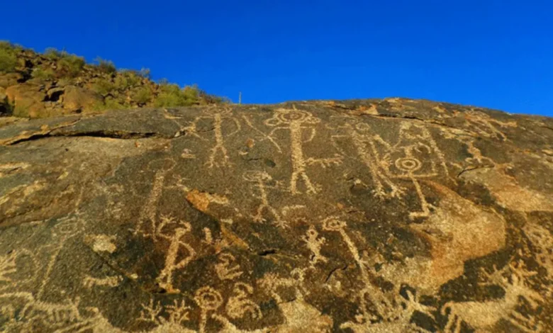 la proveedora, el impresionante museo de petrograbados al aire libre que resguarda la historia del desierto sonorense
