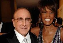 muere clive davis, impulsor de whitney houston