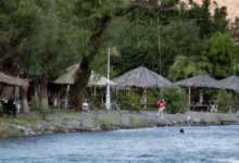piedra acampanada el balneario de aguas termales escondido en colima