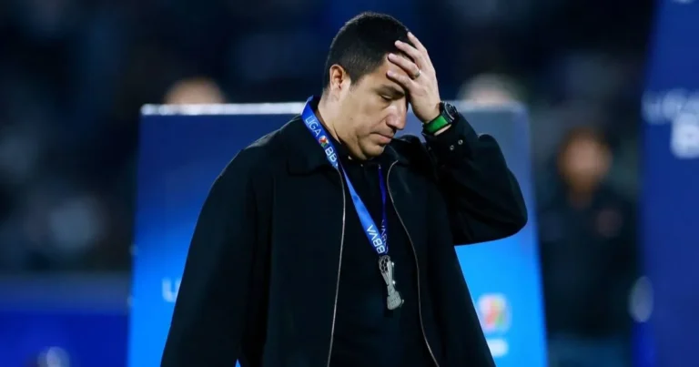 Pumas se queda sin técnico, se va Efraín Juárez