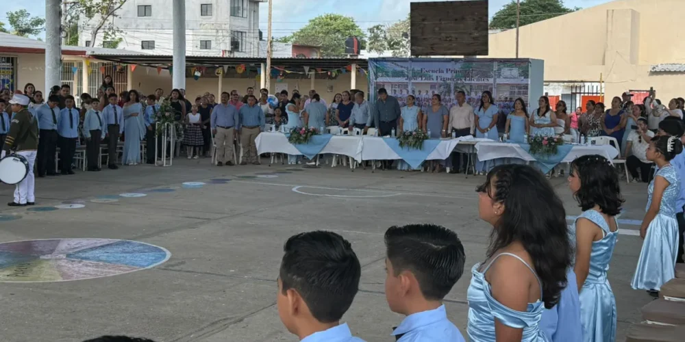 escuelas se visten de gala en el cierre escolar