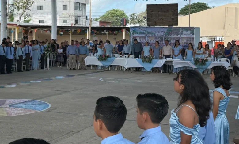escuelas se visten de gala en el cierre escolar