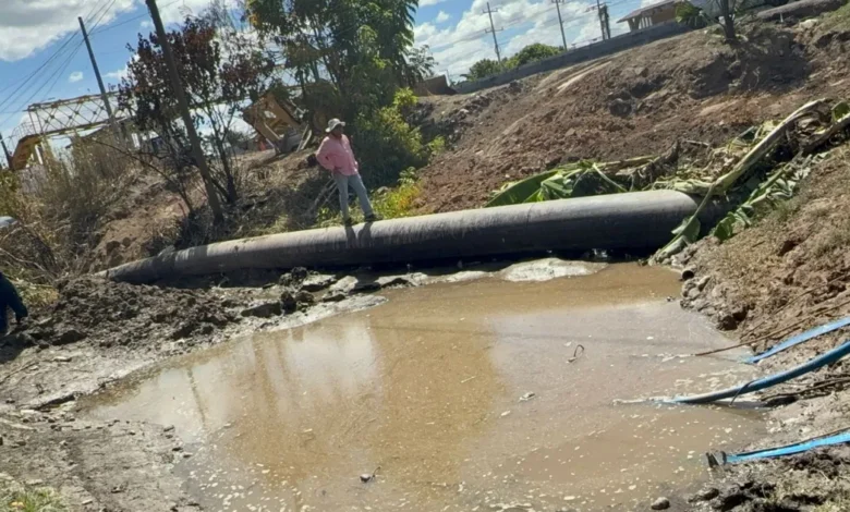 incendio de pastizal mantiene sin agua a corredor villahermosa–macultepec