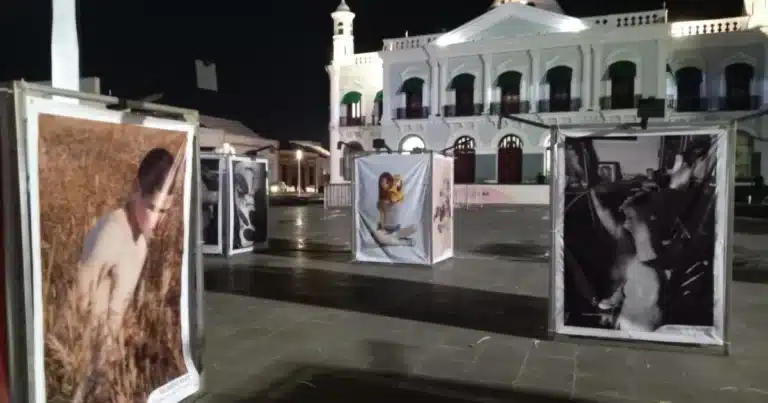 plaza de armas se transforma en un lienzo