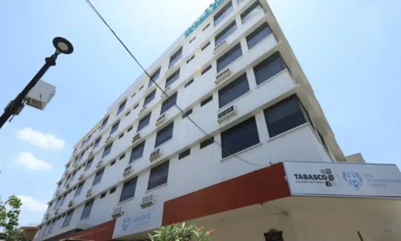 Estudiantes conocen su futuro alojamiento en la Villa Universitaria; padres de familia admiten el gran apoyo del Gobierno del Pueblo para el futuro de los jóvenes