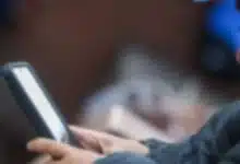 Seis de cada 10 alumnos presentan problemas de la vista en Tabasco; SETAB atribuye casos al uso del celular