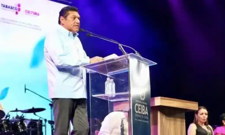 La cultura deja de ser de elotes y se devuelve al pueblo: Javier May
