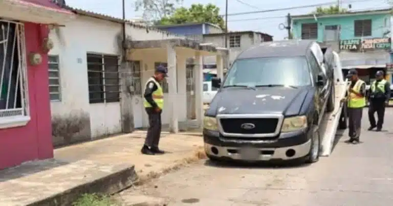 vehículos abandonados riesgo para habitantes de tamulte