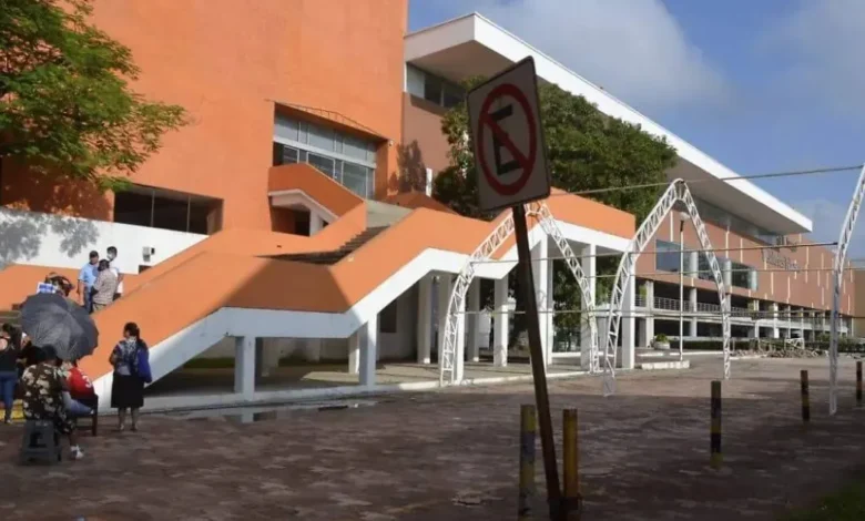 Venta del Centro de Convenciones sigue sin prisa