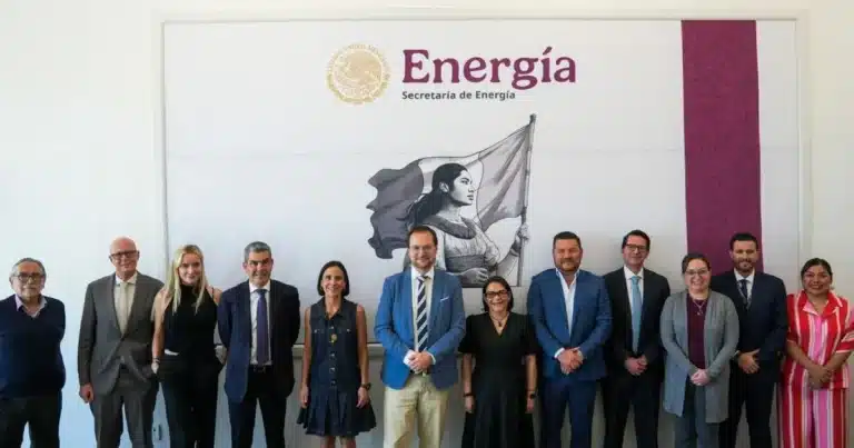 cubico y cfe firman un acuerdo histórico para desarrollar 578 mw ac de proyectos de energía renovable en méxico