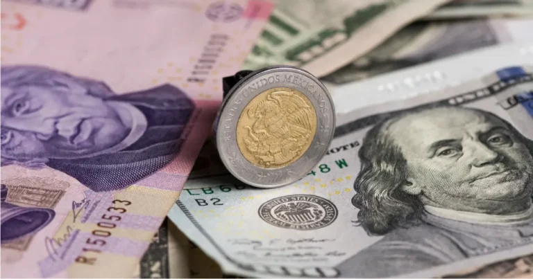 Peso mexicano se mantiene frente al dólar, tras reunión del T-MEC (Imagen de internet)