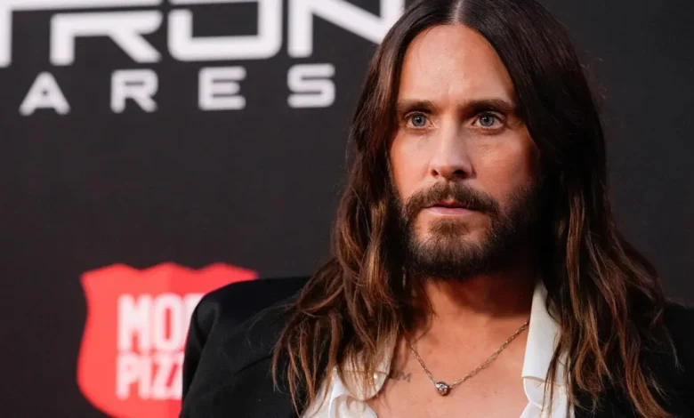 jared leto enfrenta acusaciones en documental de bbc