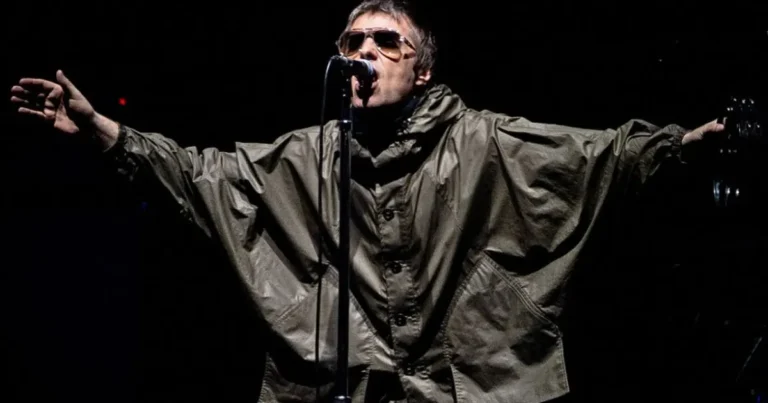 liam gallagher celebra triunfo de inglaterra ante méxico