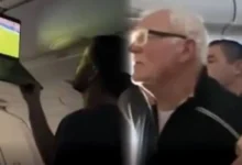 un pasajero con wifi y una laptop convierten un vuelo en una fiesta futbolera durante el argentina vs egipto