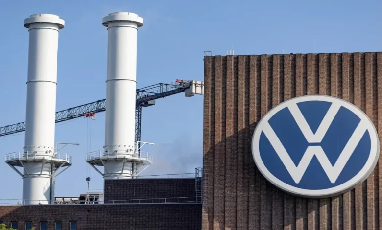 volkswagen reducirá hasta la mitad de sus modelos para enfrentar la competencia china y la caída de ventas