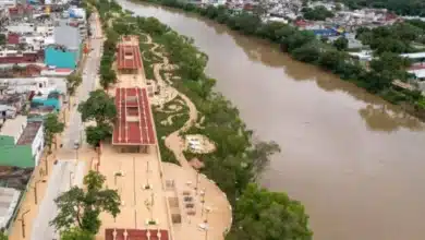 alistan malecones para carrera de motonáutica
