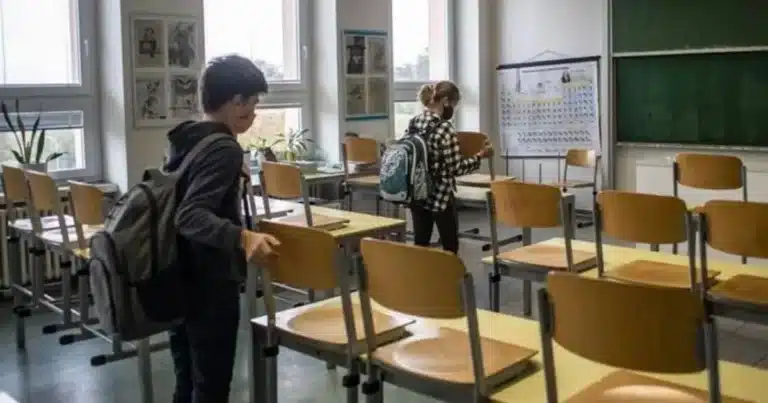 aulas vacías apagan el turno vespertino
