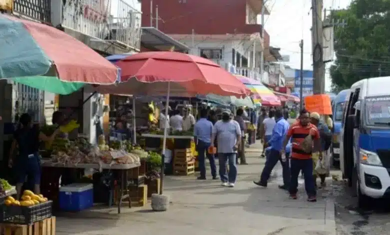 avanza reordenamiento de ambulantes en la zona centro