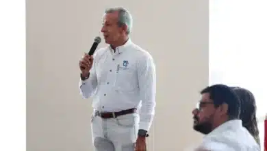 cat ve buena señal en diálogo con javier may