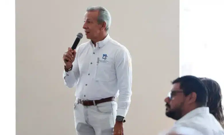 cat ve buena señal en diálogo con javier may