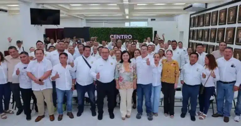 centro asegura aumento al personal municipal