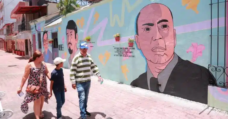 el pincel que resucita a los gigantes de las letras tabasqueñas