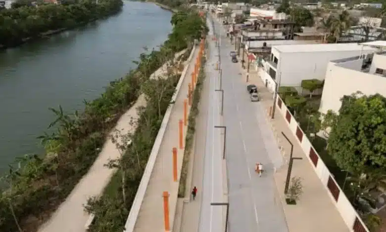 Exigen mantener ciclovía del Malecón Carlos A. Madrazo Becerra para evitar retroceso de movilidad