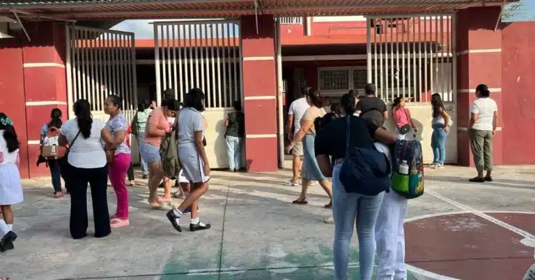 más de 490 mil alumnos regresan a las clases