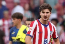 julián Álvarez y su familia habrían sufrido tras los silbidos de la afición del atlético de madrid