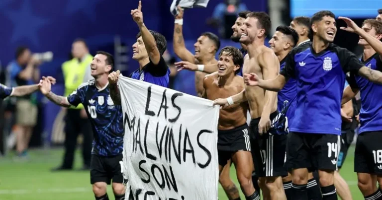 la asociación de futbol argentino considera “exageradas” las sanciones de fifa a jugadores de argentina tras el mundial 2026