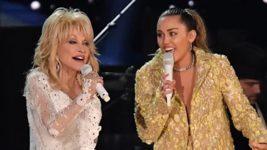 miley cyrus despide a dolly parton, su madrina