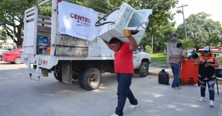 activan centros de acopio para cacharros y muebles viejos en centro