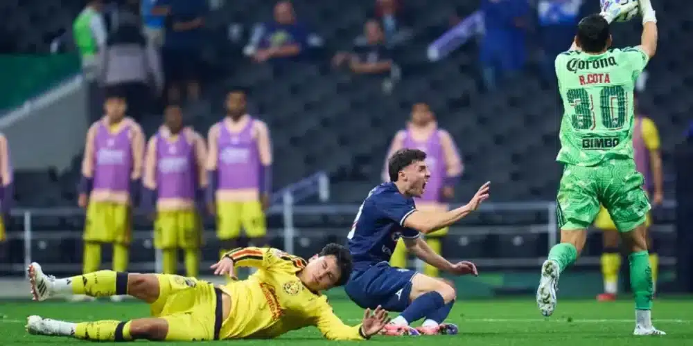 cruz azul vence al américa en clásico joven con polémica