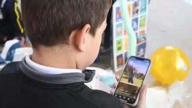 proponen desde el pt legislar el uso del celular en las aulas