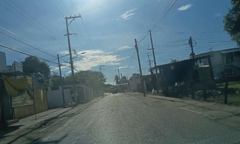 sábado de ambiente bochornoso y presencia de lluvias