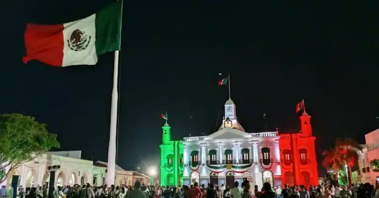 Tabasco se enciende de patria
