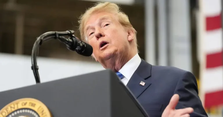 Donald Trump critica a Reino Unido por inmigración y altos costos de energía