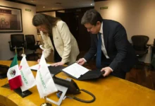 Pemex y la empresa Woodside Energy (Foto de redes sociales)