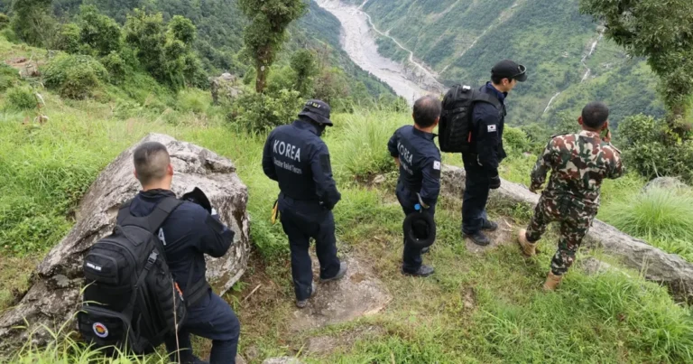 nepal y china suman 1,225 muertos tras devastadora riada