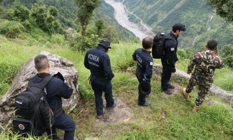 nepal y china suman 1,225 muertos tras devastadora riada