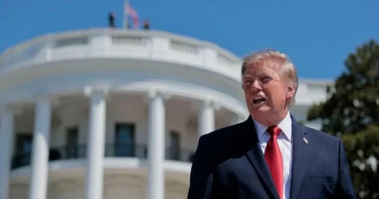 trump anuncia acuerdo con dinamarca para reforzar seguridad de groenlandia