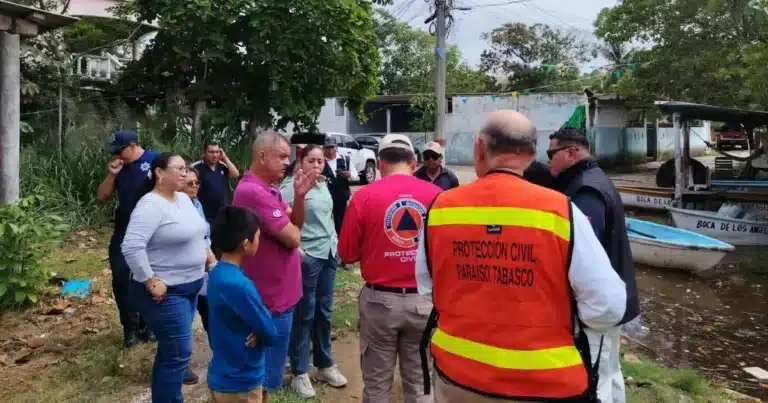 alerta roja por lluvias torrenciales y crecida crítica de rios